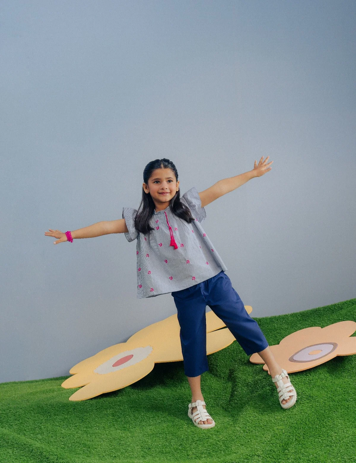 2 PIECE STRIPED EMBROIDERED SUIT