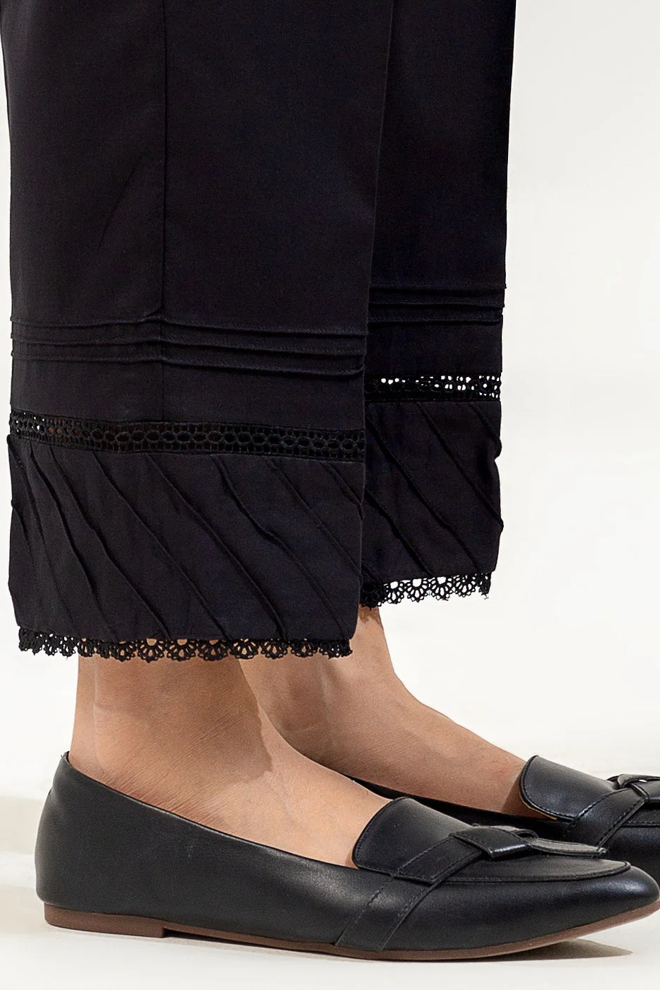 BASIC STRAIGHT PANTS - view 2