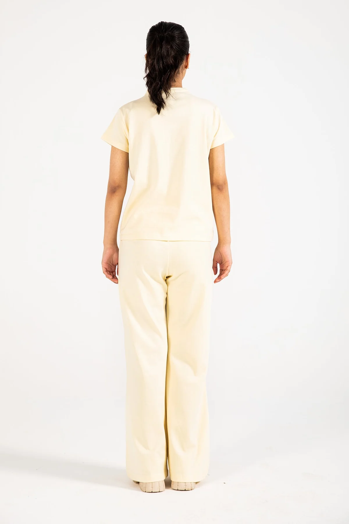 TEE WITH NECK DETAIL - view 5