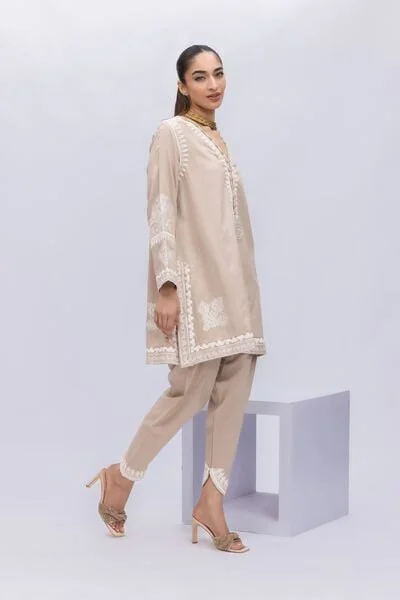 Embroidered Crosshatch Raw Silk Shalwar - SB25045A-VG_MULTI