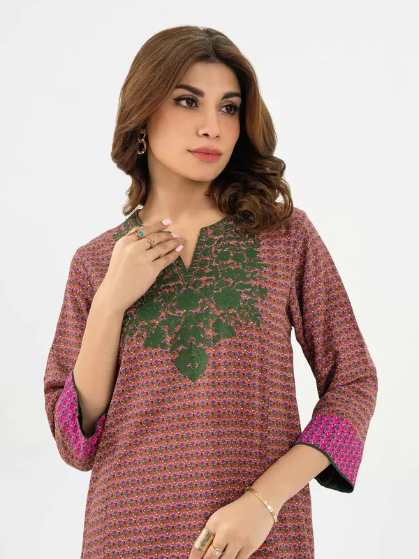 Linen Kurti-Embroidered (Pret)