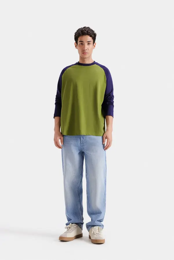 Color Block Raglan T-Shirt