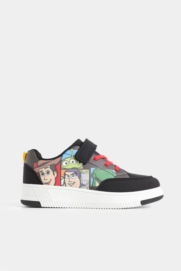 Character Low-Top Sneakers