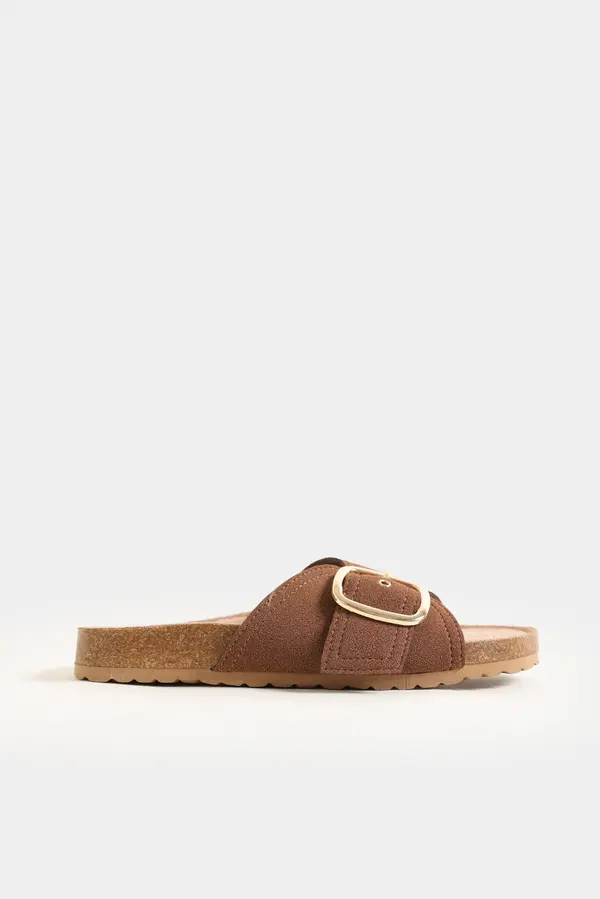 Buckle Flats